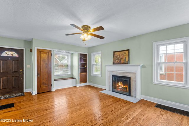 1212 Hart Ave, Louisville, KY 40213