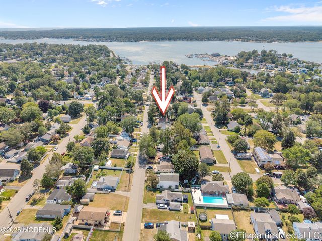 61 Gladney Avenue, Toms River, NJ 08753