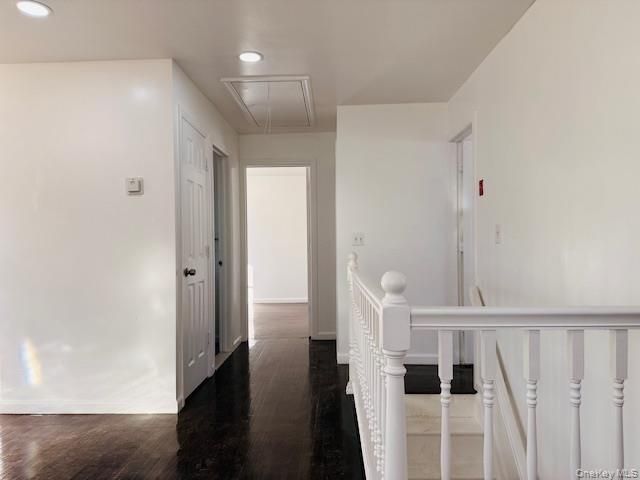 9 Ferndale Drive, Hicksville, NY 11801