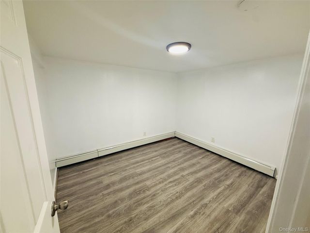 9 Ferndale Drive, Hicksville, NY 11801