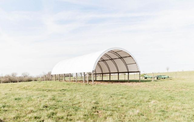 2978 Peacock, Paris, KY 40361