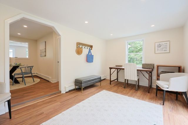 25 Overlook Ave, Webster, MA 01570