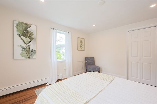 25 Overlook Ave, Webster, MA 01570