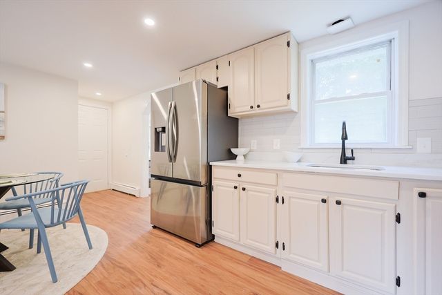 25 Overlook Ave, Webster, MA 01570