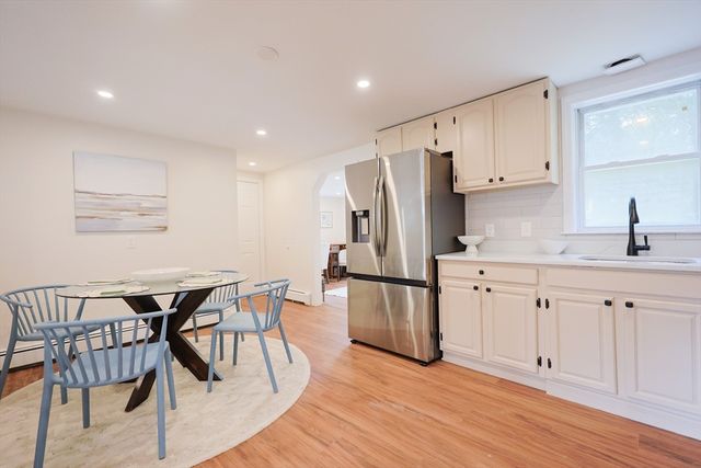 25 Overlook Ave, Webster, MA 01570