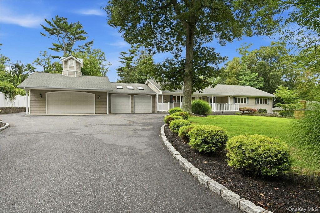 6 Winfield Drive, Sound Beach, NY 11789 — exterior