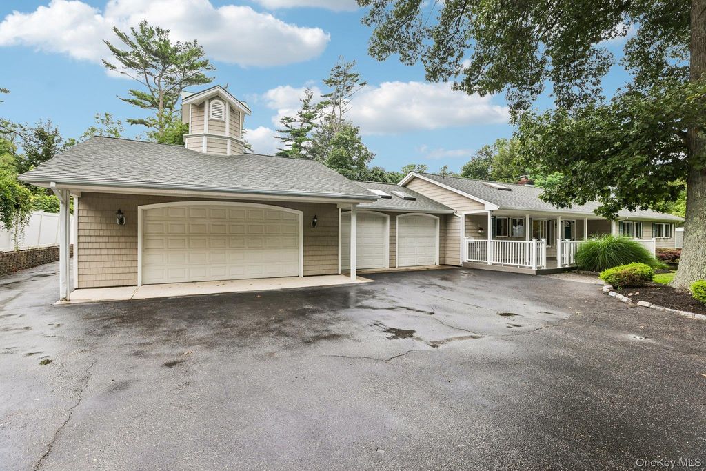 6 Winfield Drive, Sound Beach, NY 11789 — photo 3