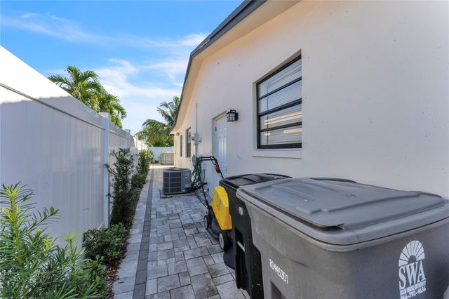 22718 SW 65th Terrace, Boca Raton, FL 33428