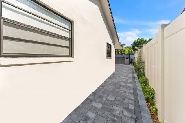 22718 SW 65th Terrace, Boca Raton, FL 33428