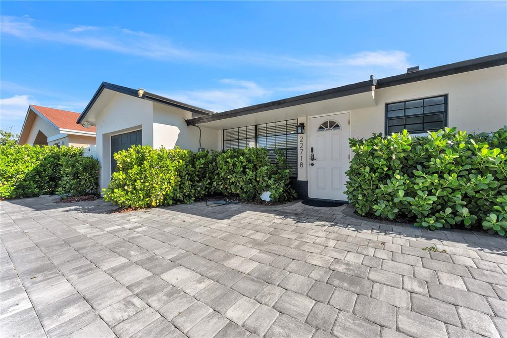 22718 SW 65th Terrace, Boca Raton, FL 33428