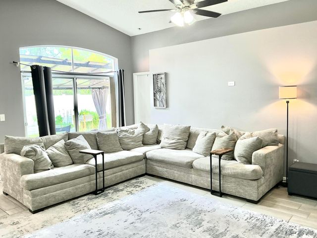 7481 Edisto Drive, Greenacres, FL 33467