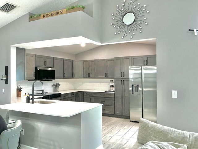 7481 Edisto Drive, Greenacres, FL 33467