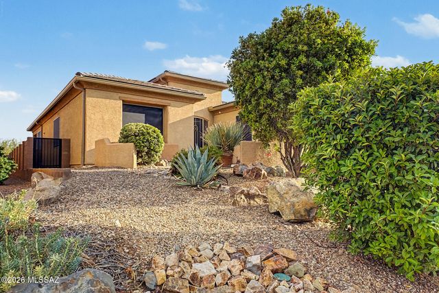 887 W Calle Artistica, Green Valley, AZ 85614