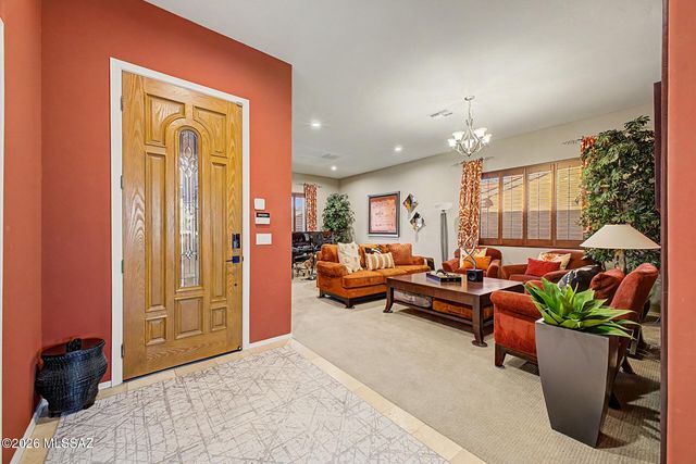 887 W Calle Artistica, Green Valley, AZ 85614