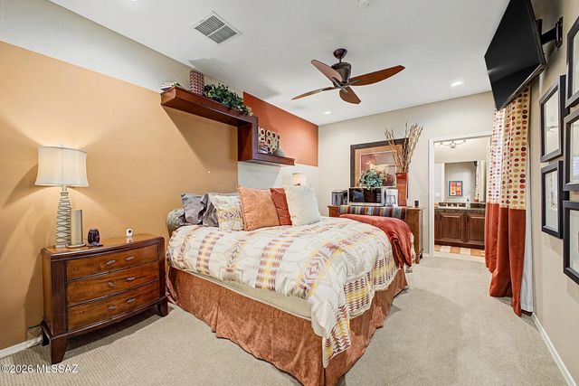887 W Calle Artistica, Green Valley, AZ 85614
