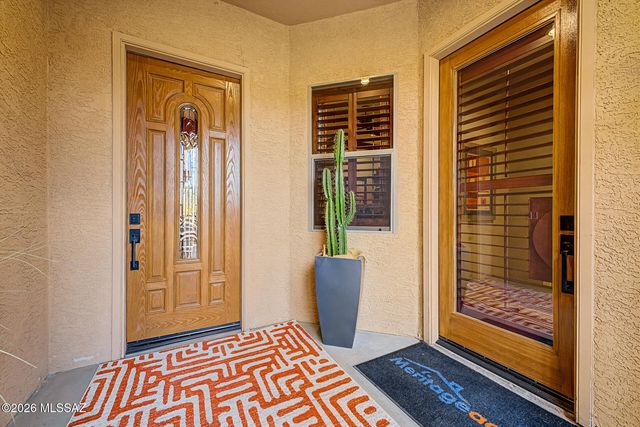 887 W Calle Artistica, Green Valley, AZ 85614