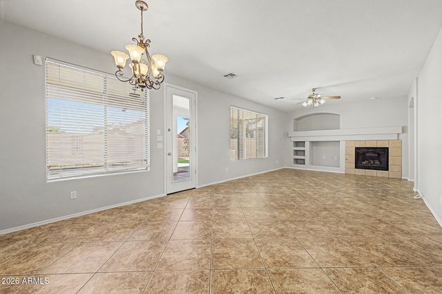 10934 W LOCUST Lane, Avondale, AZ 85323