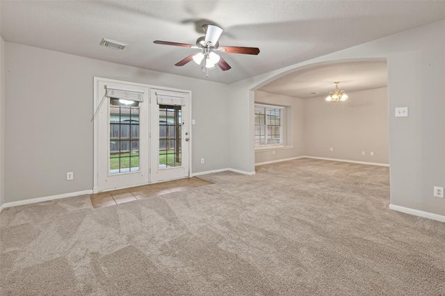 11827 E Galwan Circle, Houston, TX 77070