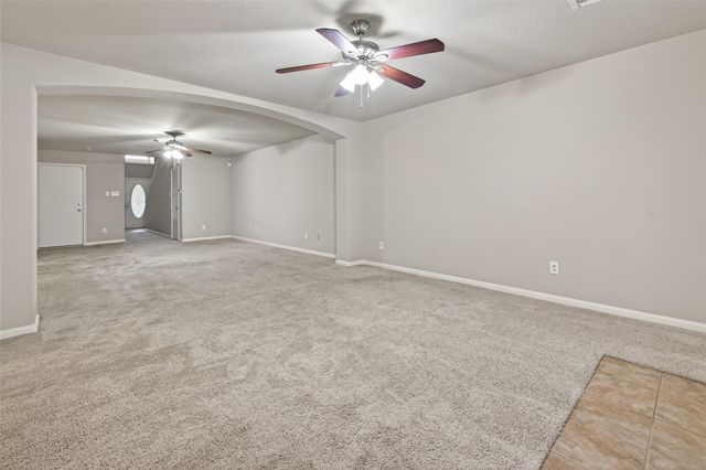 11827 E Galwan Circle, Houston, TX 77070