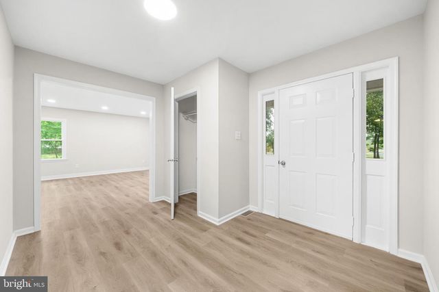 43118 EVANS POND RD, Leesburg, VA 20176