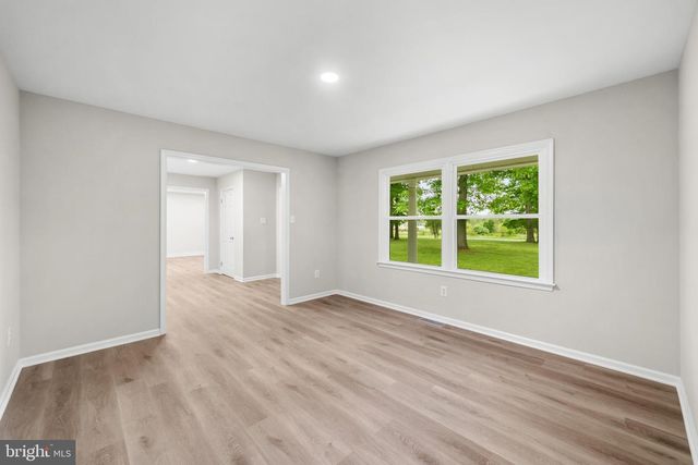 43118 EVANS POND RD, Leesburg, VA 20176