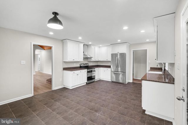 43118 EVANS POND RD, Leesburg, VA 20176
