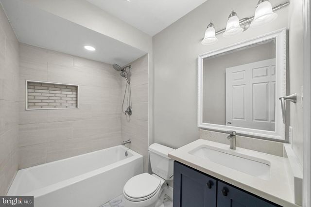 43118 EVANS POND RD, Leesburg, VA 20176
