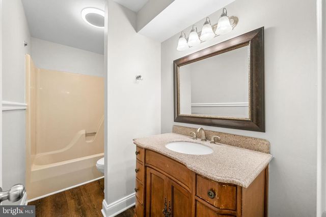 43118 EVANS POND RD, Leesburg, VA 20176