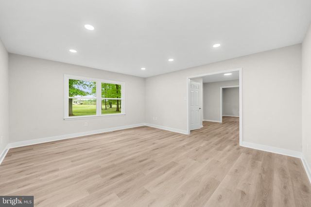 43118 EVANS POND RD, Leesburg, VA 20176