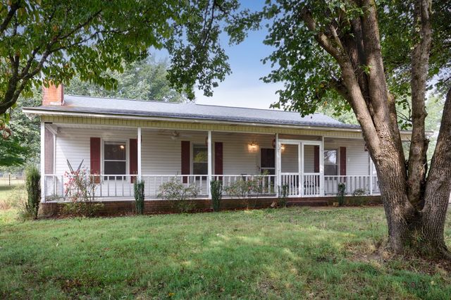 81 Slaughter Pen Rd, Ardmore, TN 38449