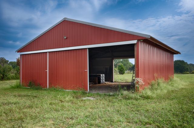 81 Slaughter Pen Rd, Ardmore, TN 38449