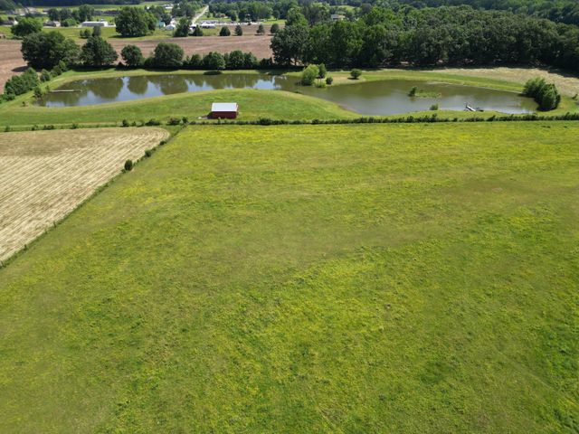 81 Slaughter Pen Rd, Ardmore, TN 38449