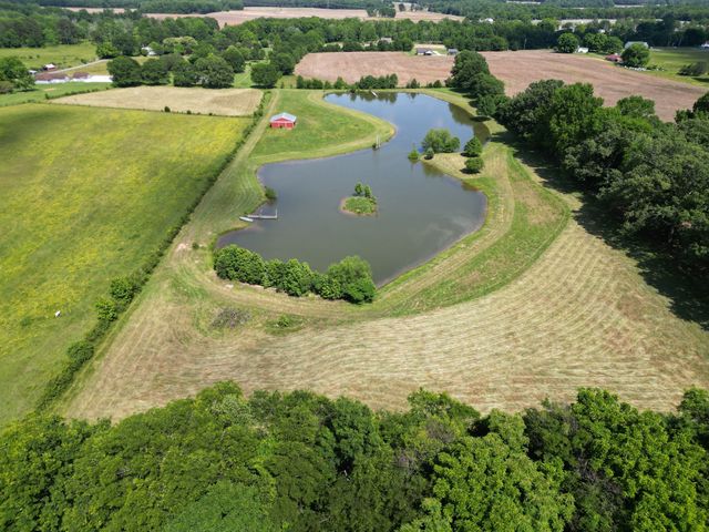 81 Slaughter Pen Rd, Ardmore, TN 38449