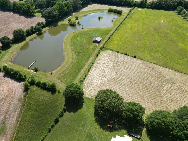 81 Slaughter Pen Rd, Ardmore, TN 38449