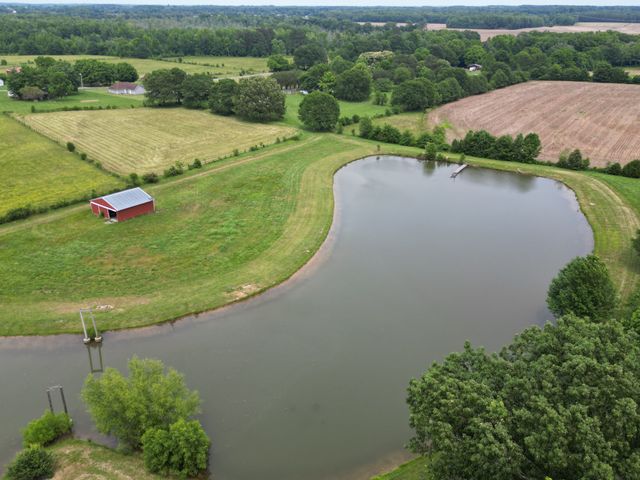 81 Slaughter Pen Rd, Ardmore, TN 38449