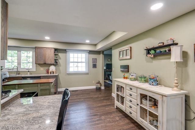 339 S Park Drive, Aurora, OH 44202
