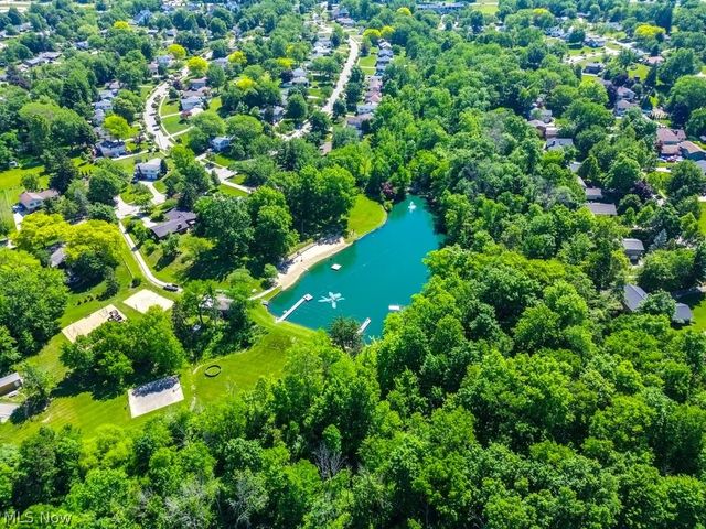 339 S Park Drive, Aurora, OH 44202