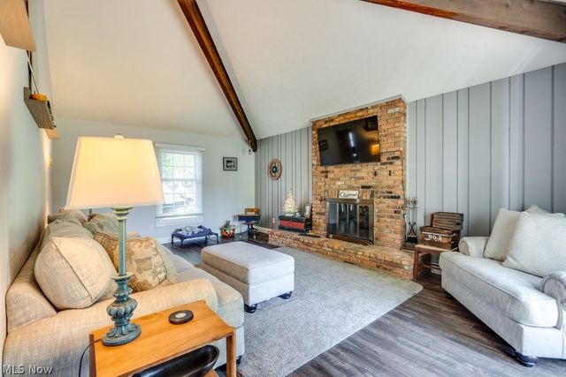 339 S Park Drive, Aurora, OH 44202