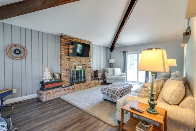 339 S Park Drive, Aurora, OH 44202