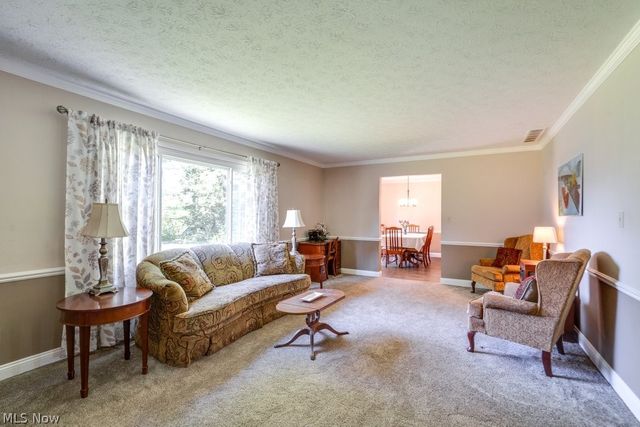 339 S Park Drive, Aurora, OH 44202