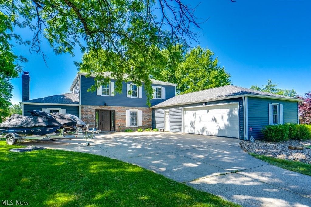 339 S Park Drive, Aurora, OH 44202