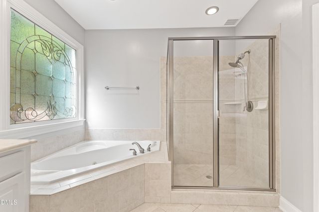 224 Kensington Court, Clayton, NC 27527