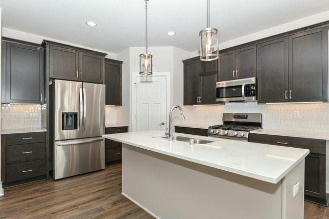 8312 85th AVENUE, Pleasant Prairie, WI 53158