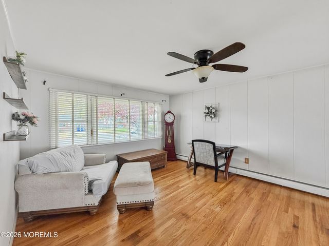 515 Hollywood Avenue, Toms River, NJ 08753