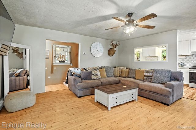 5630 Custer Road, Carsonville Village, MI 48419