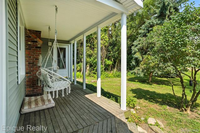 5630 Custer Road, Carsonville Village, MI 48419