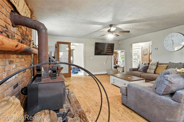 5630 Custer Road, Carsonville Village, MI 48419