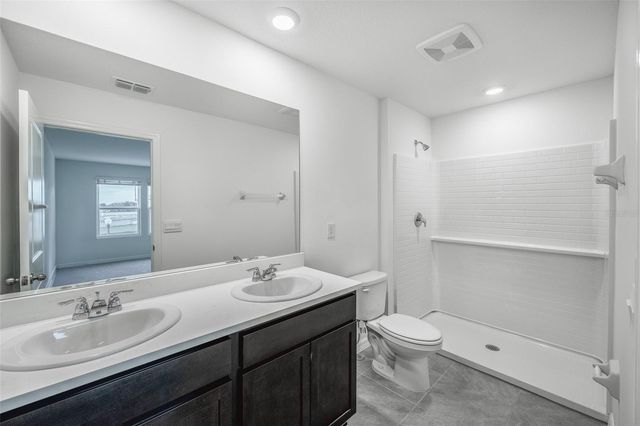 8250 SW 67TH AVENUE, Ocala, FL 34476