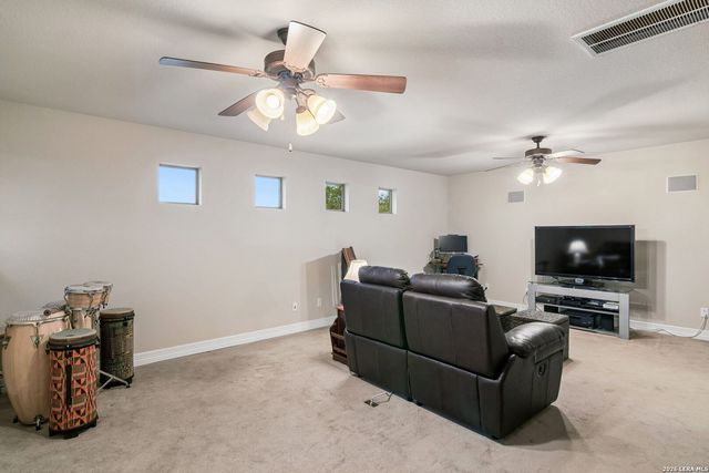 480 Wentworth, Spring Branch, TX 78070