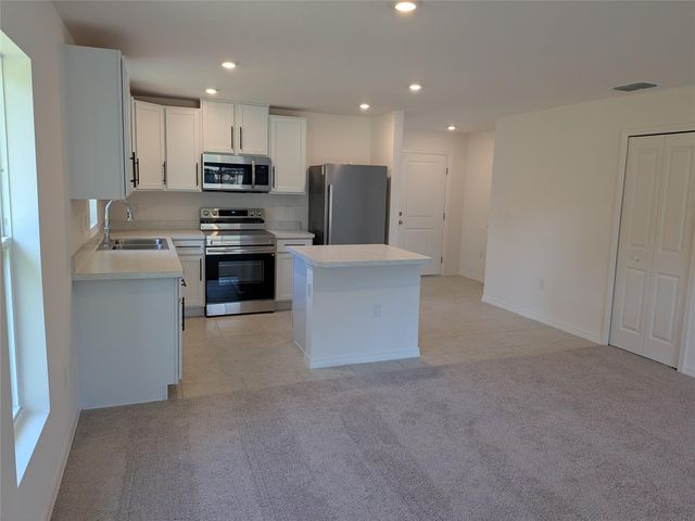 9065 107th Ct, Vero Beach, FL 32967